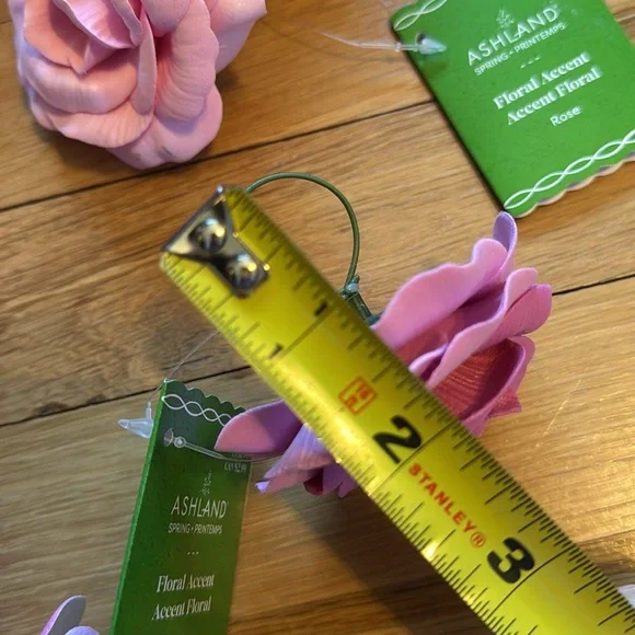 NWT Bundle of 13 Assorted Faux Flower Accents - Peony, Rose & Hydrangea 🌹 - Picture 10 of 16